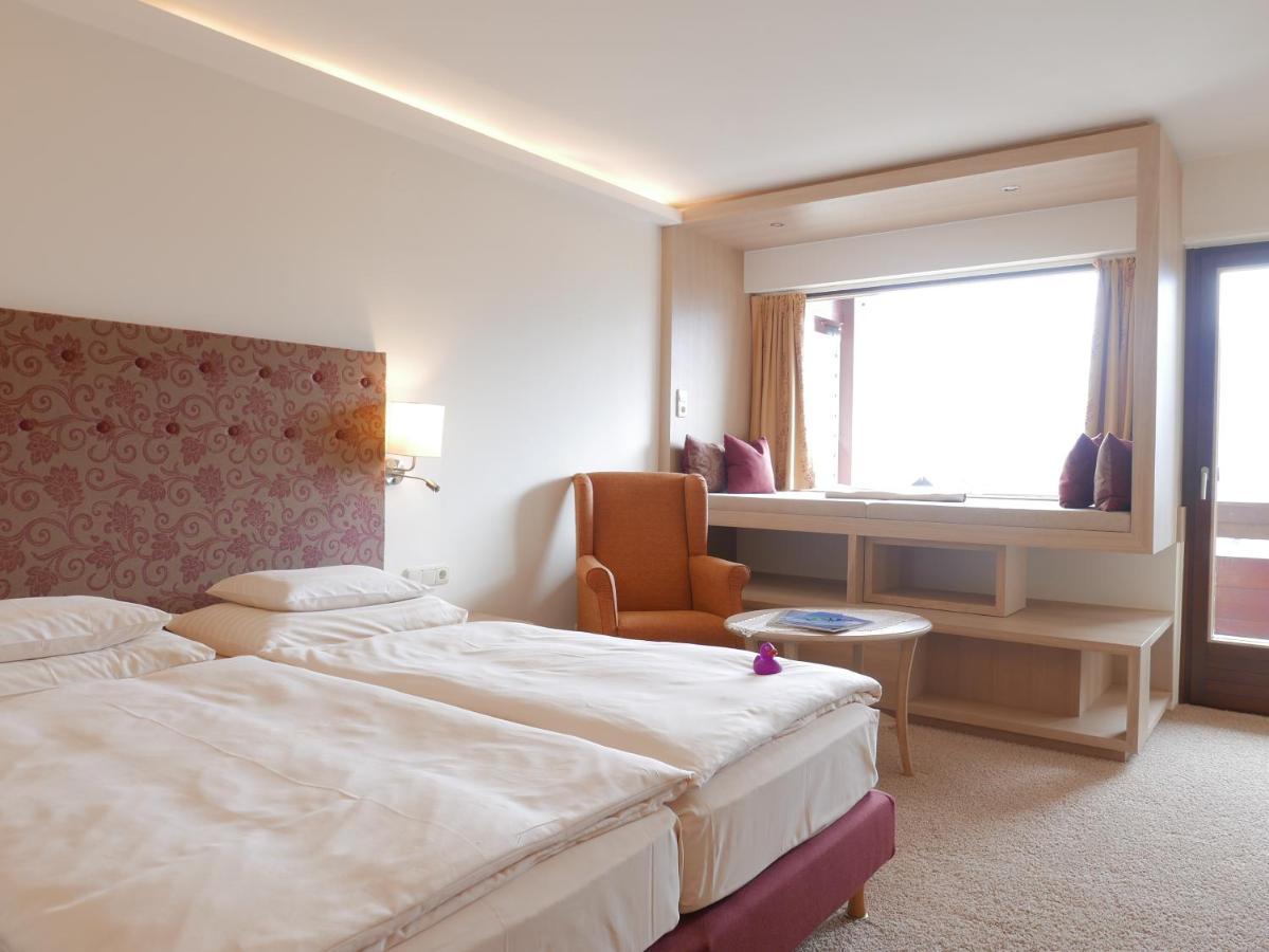 צל-אם-זי Alpin- Das Sporthotel, Summercard Included May - September מראה חיצוני תמונה