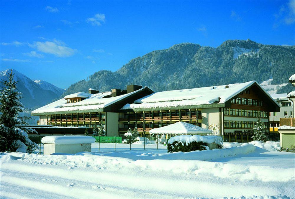צל-אם-זי Alpin- Das Sporthotel, Summercard Included May - September מראה חיצוני תמונה