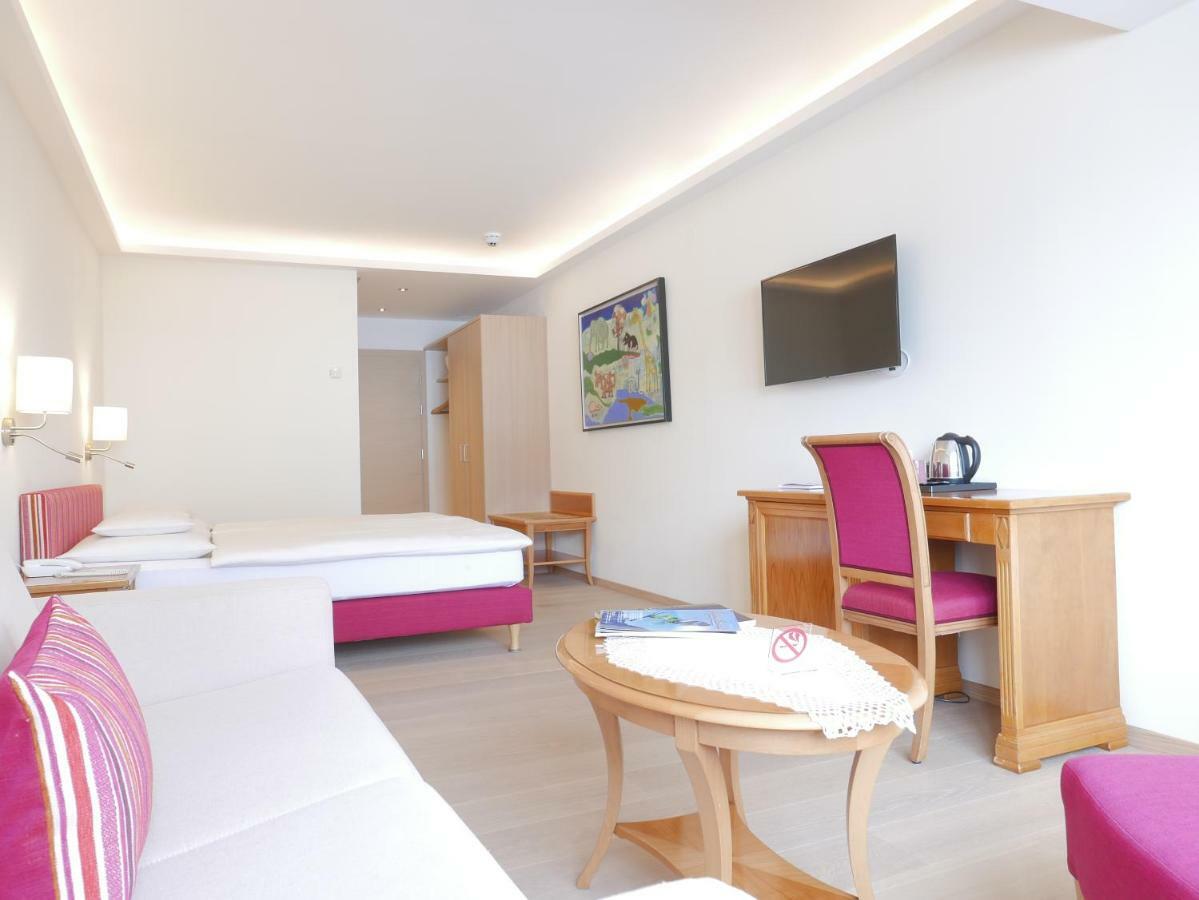 צל-אם-זי Alpin- Das Sporthotel, Summercard Included May - September מראה חיצוני תמונה